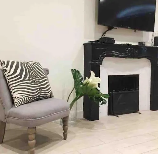 Appartement In The Heart Of The Marais With Air Conditioning *