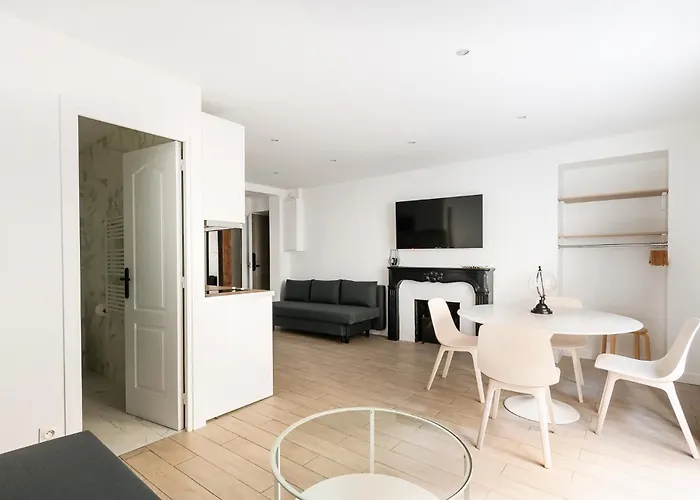 In The Heart Of The Marais With Air Conditioning Appartement Parijs
